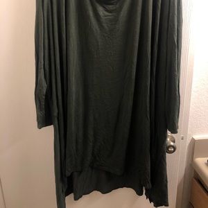 Flowy top with slits on both sides